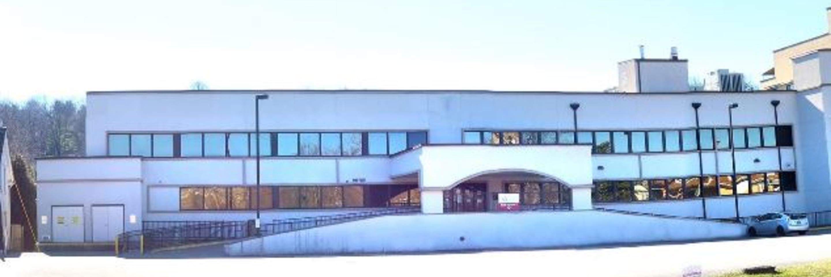 Charleston Area Medical Center - General Hospital